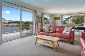 Wanaka 'Mount Iron Edge' with Mountain Views